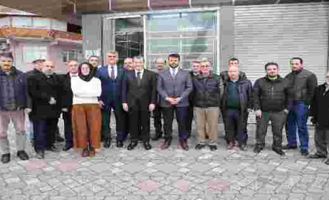 AK Parti Zeytinburnu Adayı Ömer Arısoy kırtasiyecilerle buluştu