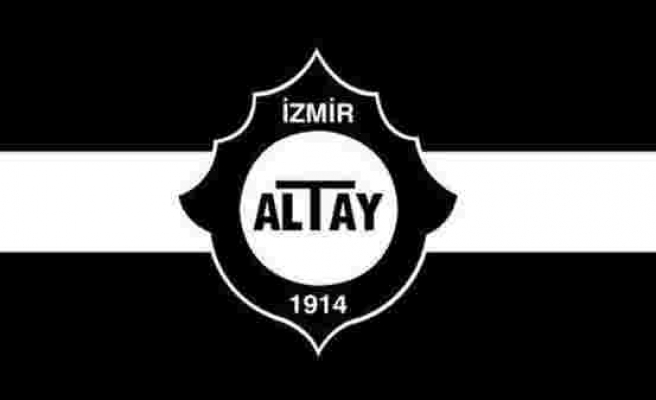 Altay 5 futbolcunun lisanslarını çıkaramadı