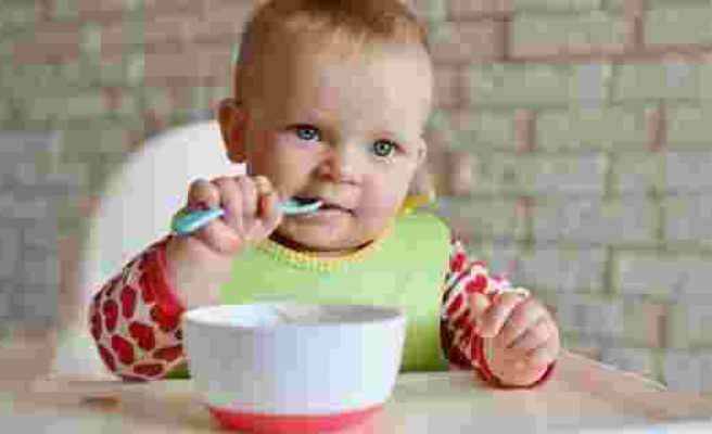 'Bebeklerde erken ek gıda, besin alerjisine neden olabilir'