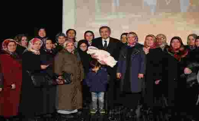 Beykozlu kadınlardan AK Parti Başkan Adayı Aydın'a coşkulu karşılama