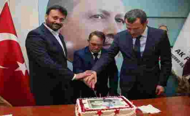 Cumhurbaşkanı Erdoğan'ın Manevi Oğlu İbo'nun doğum günü kutlandı