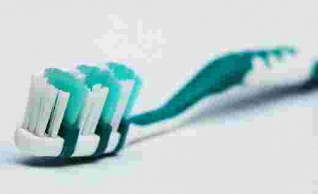 Diş fırçası kullanırken bunlara dikkat
