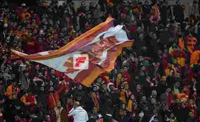 Galatasaray taraftarından yönetime transfer tepkisi! Hedefte