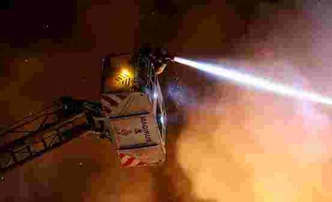 Her 37 Dakikada Bir Yangın Çıktı: İstanbul'daki Yangınların Üçte Birinin Sebebi 'Söndürülmemiş İzmaritler'