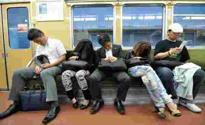 Japonya'da 'Uyku Molası' Uygulaması Başladı: Uykusuz Çalışanlar Zarara Yol Açıyor