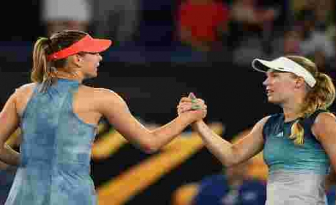 Maria Sharapova, son şampiyon Wozniacki'yi eledi