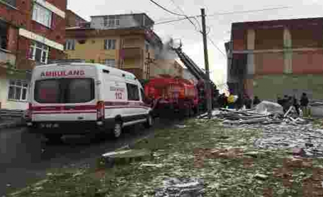 (Özel) Arnavutköy'de 8 kişilik ailenin evi yandı