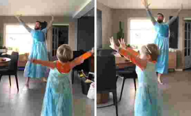 Prenses Elsa Kıyafeti Giyerek Oğluyla Birlikte 'Let It Go' Şarkısında Dans Eden Baba