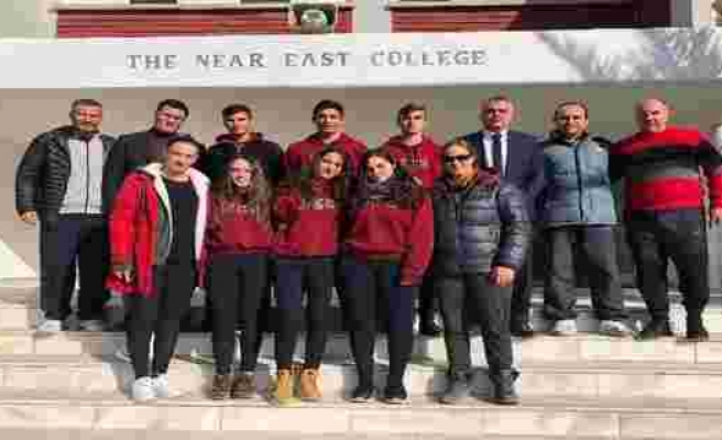Yakın Doğu Koleji Atletizm Takımı Türkiye Salon Yarışlarına katılıyor