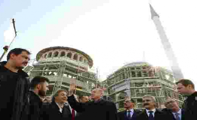 Cumhurbaşkanı Erdoğan Taksim Camii'ni inceledi