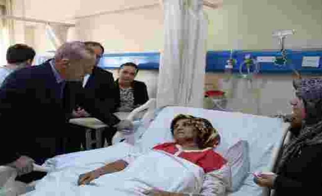 Cumhurbaşkanı Erdoğan yaralıları hastanede ziyaret etti