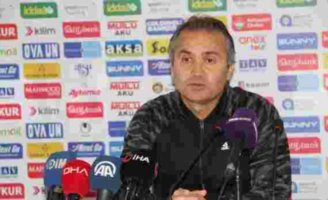 Erzel Uzgur: Sivasspor olarak daha daha üst sıraları hedefliyoruz