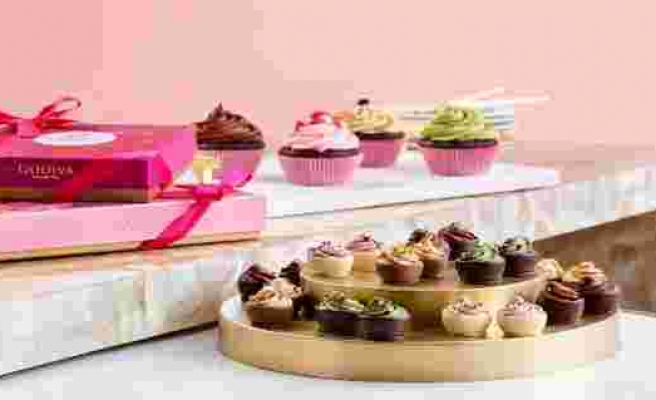 Godiva'dan Sevgililer Günü için 5 çeşit 'cupcake' çikolata