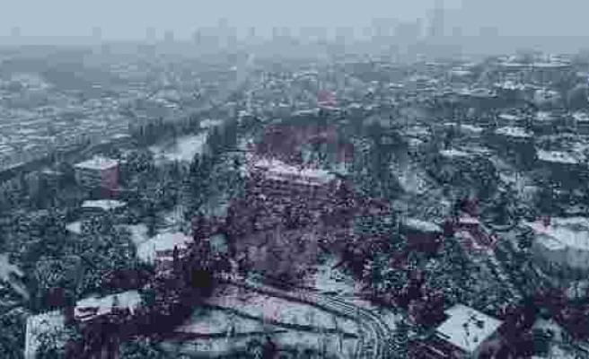 İstanbul'da kartpostallık kar manzarası havadan görüntülendi