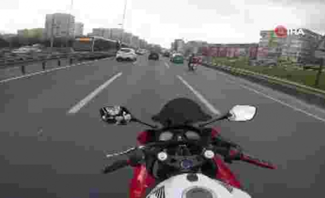 İstanbul Trafiğini Alt Üst Eden Motosiklet Sürücüsünün Tepki Çeken Görüntüleri