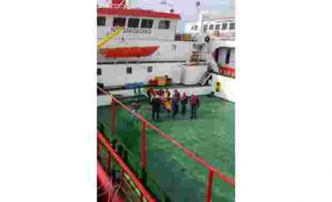 Sahil Güvenlik ekipleri,Silivri'de rahatsızlanan vatandaşın yardımına koştu