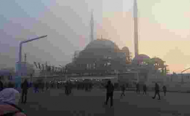 Taksim'den eşsiz sis manzarası