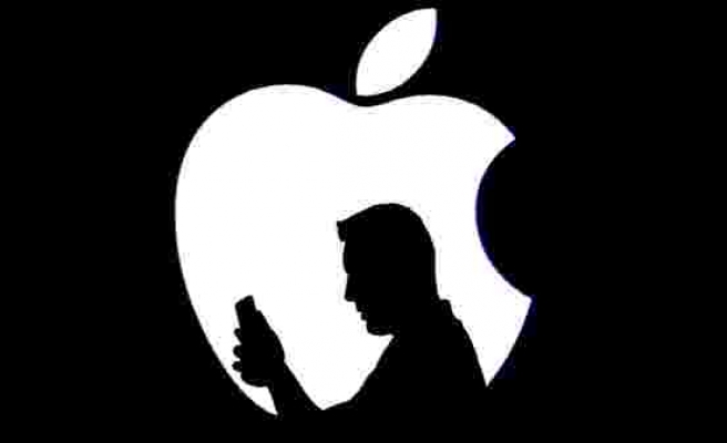 Apple Meclis Gündeminde: 'Telefonları Bilerek Yavaşlatıyor, Yasal Düzenleme Şart'