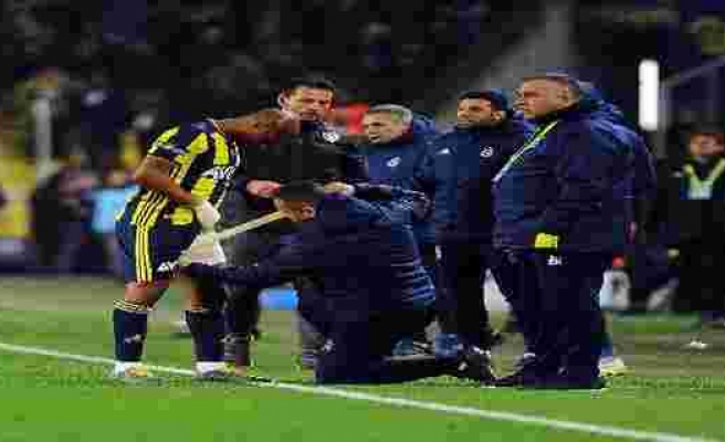 Ayew, M.Başakşehir maçında cezalı duruma düştü