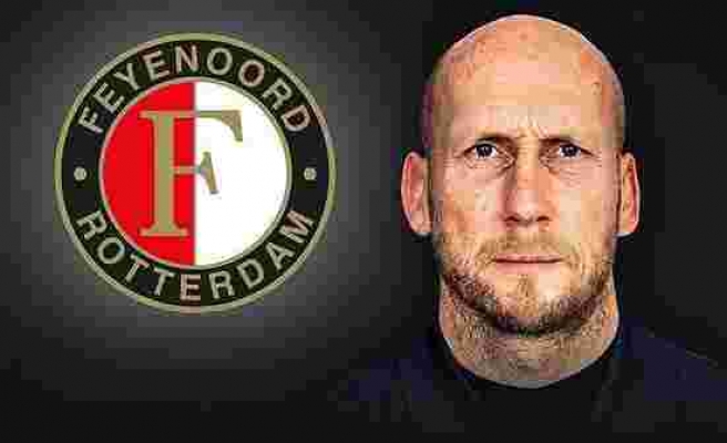 Feyenoord yeni sezon için Stam ile anlaştı