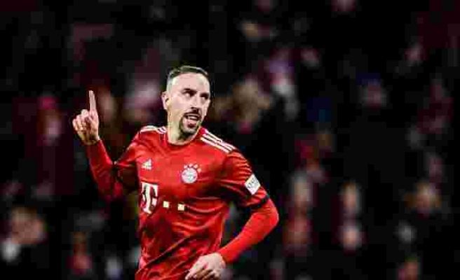Galatasarayın transfer gündemindeki Franck Ribery için resmi
