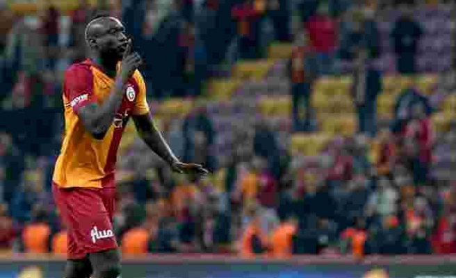 Galatasaraylı Mbaye Diagneden Alex Iwobiye ağır küfür!