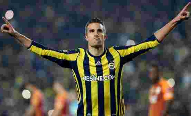 Robin van Persienin Fenerbahçeye transferine çok sert eleştiri!
