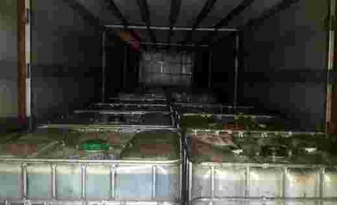 Silivri'de bir tırda 29 ton kaçak akaryakıt ele geçirildi