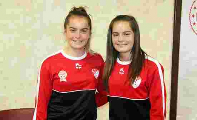 Türkiye'de ilk defa ikiz kız kardeşler antrenör oldu
