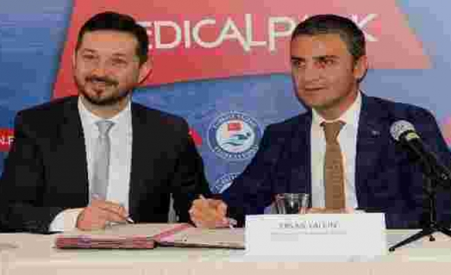 Türkiye Yüzme Federasyonu'na yeni sağlık sponsoru