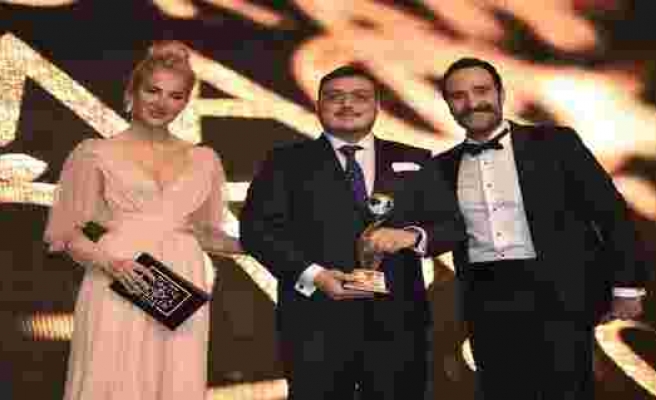 Mustafa Yiğit Zeren'e Yılın CEO'su ödülü