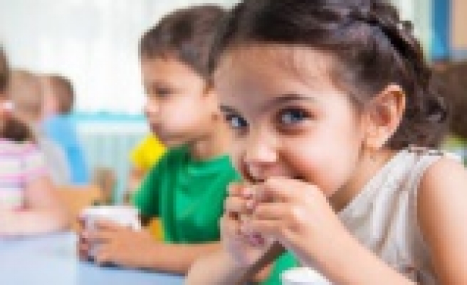 Az pişen ette böbrek yetmezliği riski; çocukları daha fazla etkiliyor