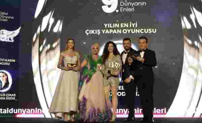 Yılın en iyi çıkış yapan oyuncusu: Cemre Melis Çınar seçildi.