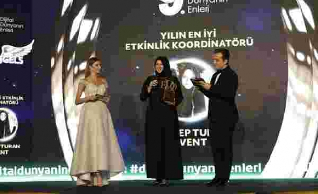 Yılın en iyi etkinlik koordinatörü: Zeynep Turan Event seçildi.