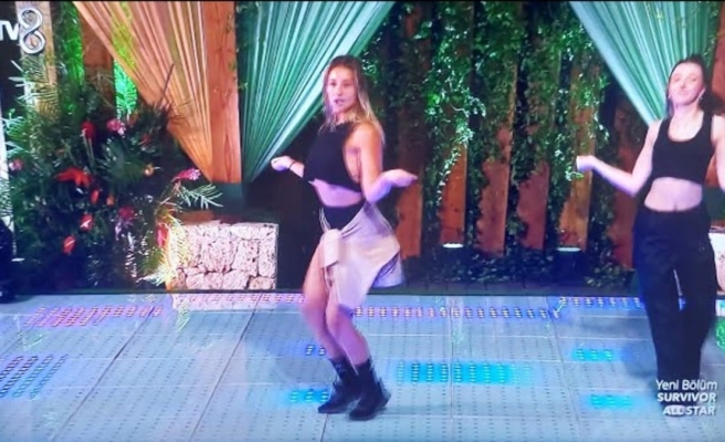 Survivor'da yarışan şarkıcı Aleyna Kalaycıoğlu'nun dans performansı! Beğeni yağdı