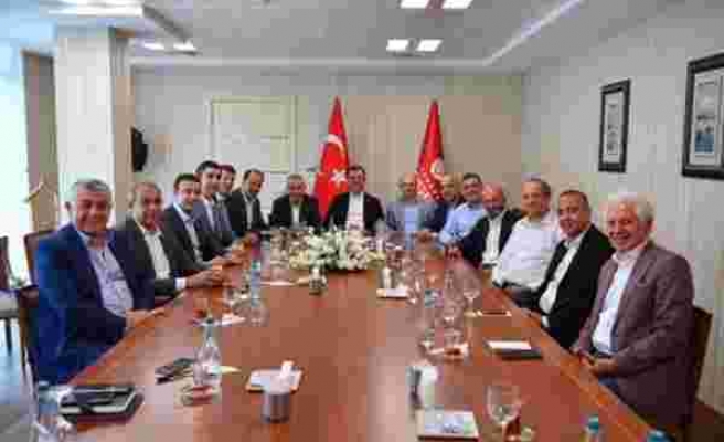 22:02 - Başkan Gökhan Yüksel, CHP'li Belediye Başkanları Toplantısına Katıldı - İstanbul / Adalar