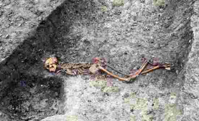 2500 yıllık cinayet, hızlı tren kazısında ortaya çıktı