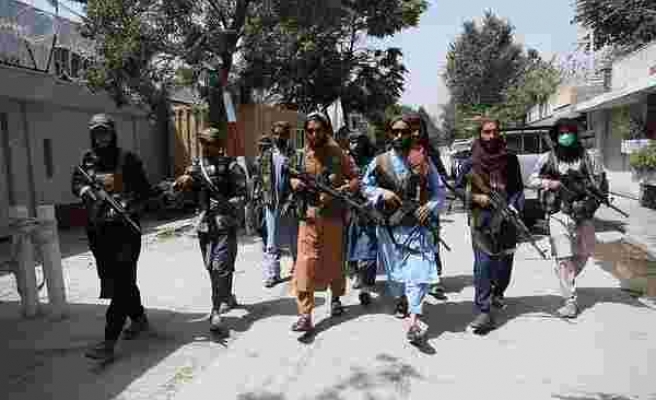 ABD'nin Geri Çekilirken Bıraktığı Silahlar Taliban'ın Eline Geçti