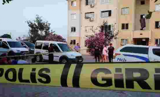 Adana'daki Cinayetin Sebebi Balkondan Cinsel Organ Göstermekmiş