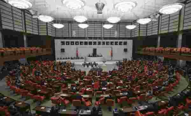 AKP'den 7-7-7 Formülü: Seçim Barajı ve Seçim Bölgelerinde Yeni Düzenlemeler Yolda