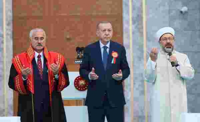 Ali Erbaş'tan 'Adli Yıl' Eleştirilerine Yanıt: 'Önderler Olarak Boş Alan Bırakmamamız Lazım'