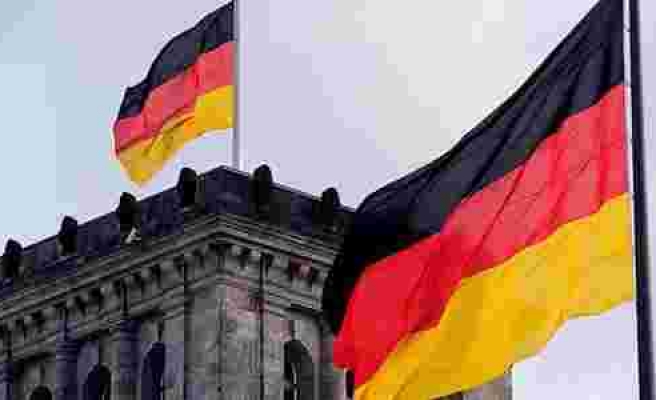 Almanya, anayasasında değişikliğe gidiyor