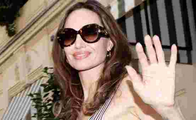 Angelina Jolie CIA için mi çalışıyor?
