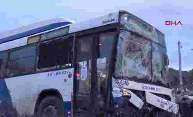 Ankara Kızılay'da İki Otobüs Çarpıştı: 17 Kişi Yaralı