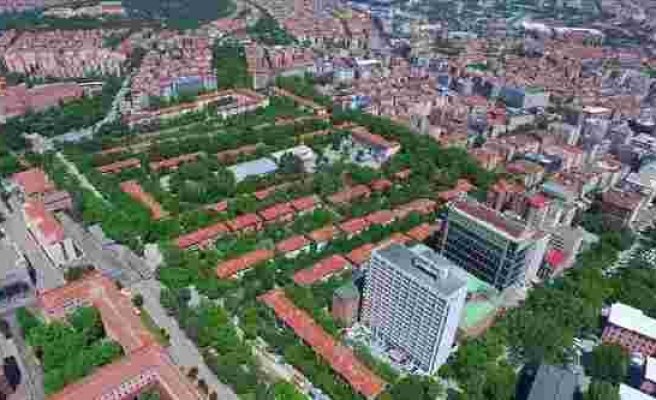 Ankara'nın Tarihi Saraçoğlu Mahallesi'nde İnşaat Çalışmaları Süren Davalara Rağmen Başladı