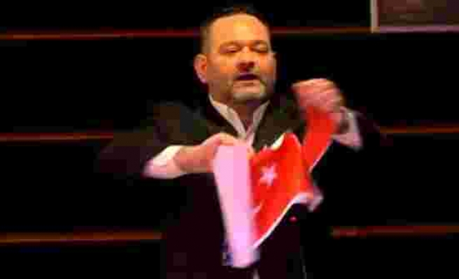 Avrupa Palamentosu'nda Türk Bayrağı'nı yırtan 'Altın Şafak' milletvekili Ioannis Lagos Yunanistan'da tutuklandı