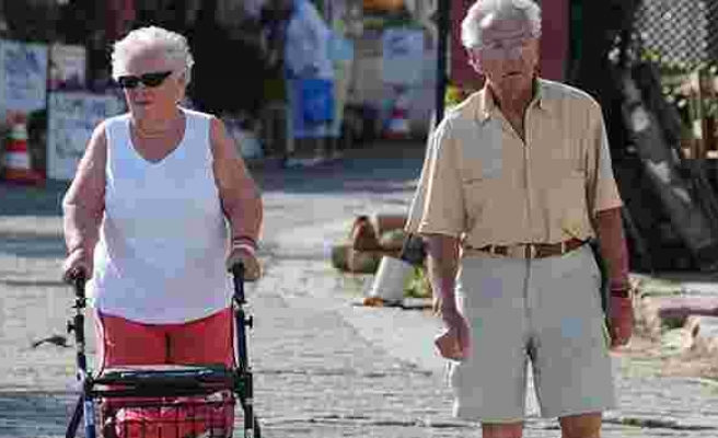 Avrupalı emekli Türkiye'ye ucuz tatile geliyor