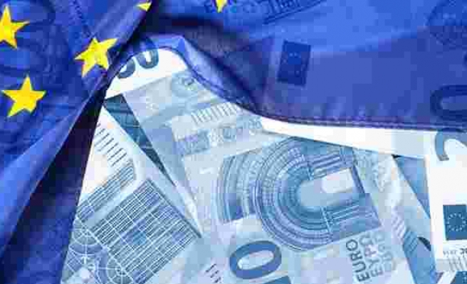 Avrupalılar yıllık ortalama 3 bin euro fakirleşti