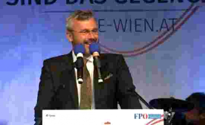 Avusturyalı ırkçı parti liderinden çirkin sözler: Kuran-ı Kerim koronadan tehlikelidir
