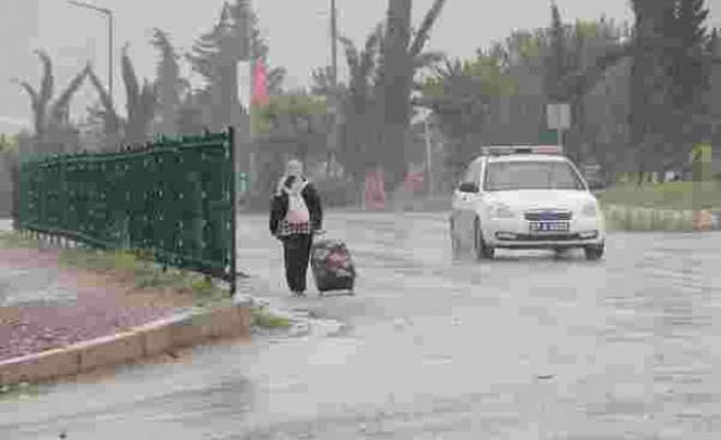 Ayancık'ta kuvvetli yağış: Metrekareye 33 kilo yağmur düştü